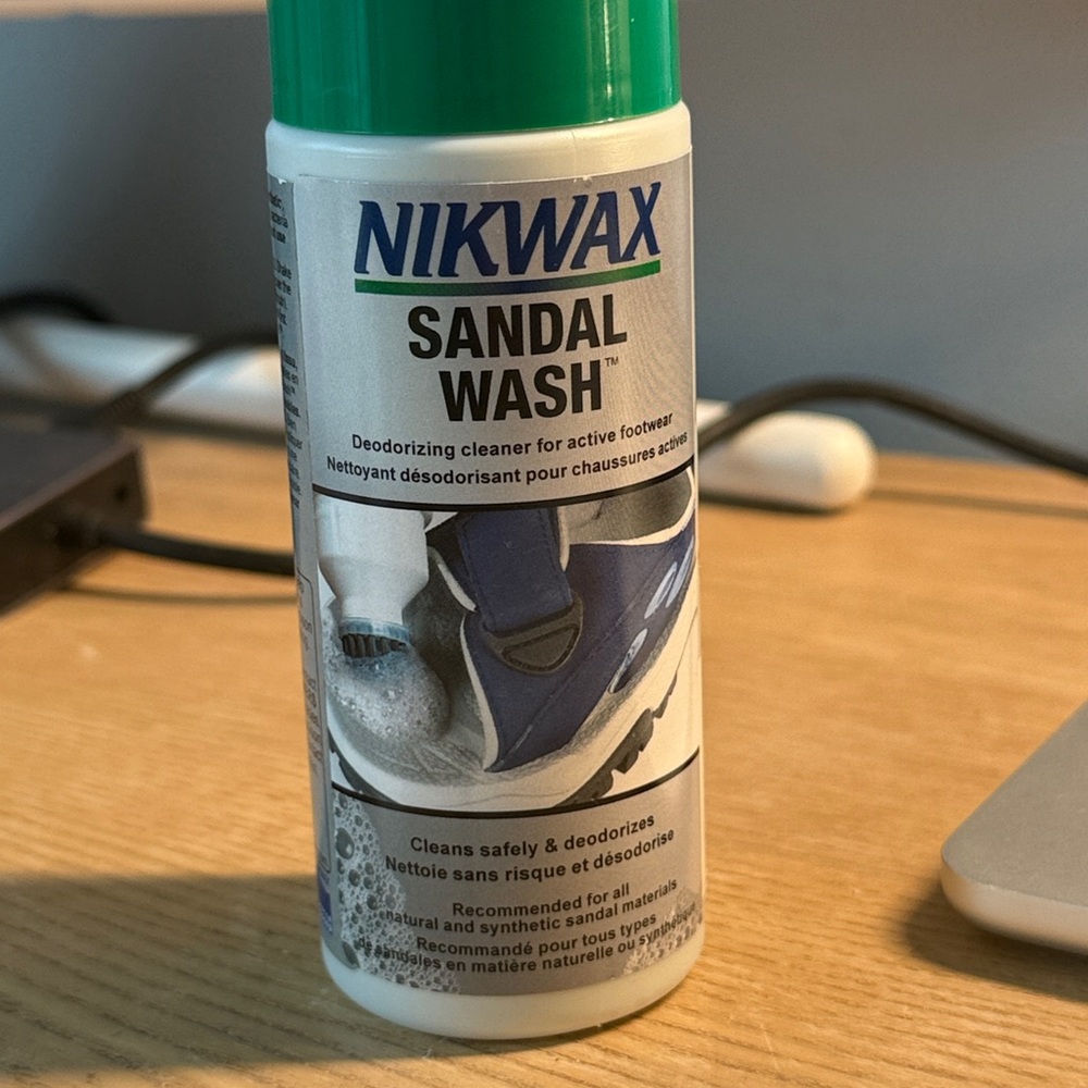 Nikwax Sandal Wash 4.2 oz - Picture 3 of 8